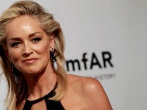 Sharon Stone...SEKSİ OYUNCUNUN, KÜBA`DA ÇEKİLECEK FİLMİ NEDEN DAVALIK OLDU?