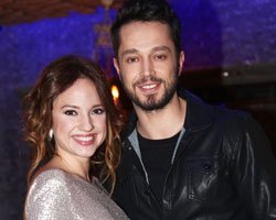 Ayşe Özyılmazel... `NEFİS` TANITIM!