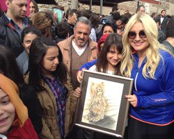 Zahide Yetiş... DÖRT AYAKLI İSYAN!