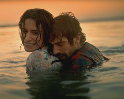 Sadece Sen... YILIN EN İDDİALI AŞK FİLMİ!