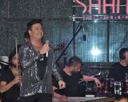 Fatih Ürek... `OTURANIN KAYNANASI ÖLSÜN`