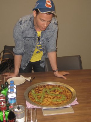 Sinan Akçil... ANTAKYA`DA SEVENLERİYLE BULUŞTU..