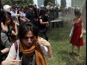 TFMD`NİN DÜZENLEDİĞİ `2014 YILI BASIN FOTOĞRAFLARI` YARIŞMASI SONUÇLARI AÇIKLANDI!