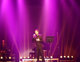 Sami Yusuf..."SAMİ YUSUF`DAN HAYRANLARINA MUHTEŞEM KONSER!``