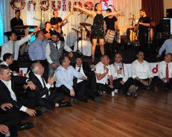 Ziynet Sali... GÜNEY AFRİKA`DA SIRA GECESİ!