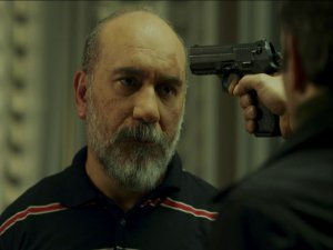 Kaçak...ZİRVENİN ORTAĞI OLDU