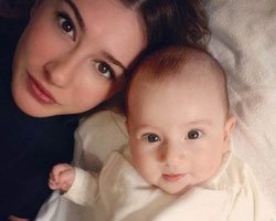 Melisa Ilıcalı... ... HIK DEMİŞ ACUN`UN BURNUNDAN DÜŞMÜŞ!