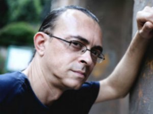 BU YIL Kİ `ERDAL ÖZ EDEBİYAT ÖDÜLÜ` SIRADIŞI VE ÖZGÜN ŞAİR,KÜÇÜK İSKENDER`E GİTTİ!