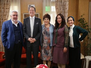 Ahmet Özhan... FENOMEN DİZİ "ARAMIZDA KALSIN" DA KONUK BİR STAR!