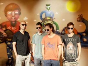 Duman... DARMADUMAN ALBÜMÜNE 2.KLİP "MELANKOLİK" ŞARKISINA ÇEKİLDİ!