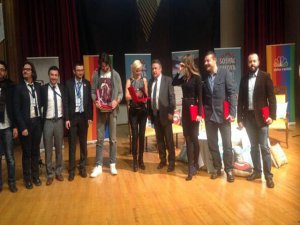 SOSYAL MEDYA FESTİVALİ`NE SİNEMA - TV DAMGASI !