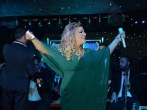 Kibariye... `BOTOKSUZ, KONTÖRSÜZ GÜZEL KADINIM!`