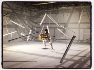 Kenan Doğulu... "RİCA" KLİPLENDİ!