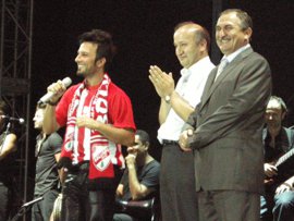 MAGAZİNKOLİK ÖZEL / Tarkan... AYRILIK ACISINI BOLU'DA UNUTTU!