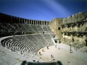 Aspendos... ANTİK TİYATRO, GEÇİCİ OLARAK ZİYARETÇİLERE KAPATILDI!
