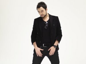 Gökhan San... `MAKYAJ` KLİPLENDİ!