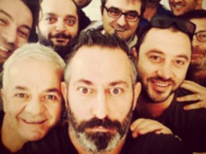 Cem Yılmaz... ÜNLÜ KOMEDYENDEN TÜRKÇE SELFİE ÖNERİSİ!...