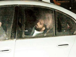 Arda Turan... ALKOL LİMİTİNİN AŞILDIĞI GECE!... ŞİŞEDE DURDUĞU GİBİ DURMUYOR...