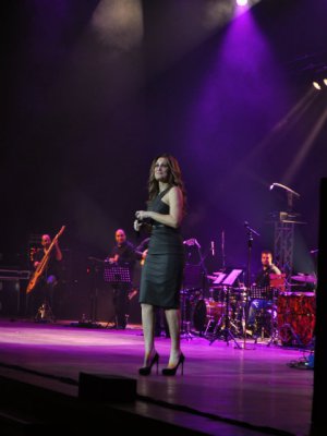 Natasha Theodoridou....YUNAN MÜZİĞİNİN PRENSESİNDEN MUHTEŞEM KONSER!