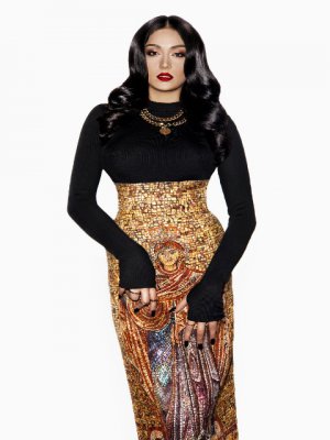 Suadiye... ``KATY PERRY``NİN KULLANDIĞI MOZAİK ETEK İLE POZ VERDİ!