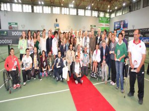 Doğtaş & Hülya Senior Tenis Cup.... KUPALAR SAHİPLERİNİ BULDU!