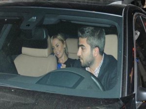 Ece Erken... ESKİ EŞİ BİR ŞANS DAHA  İSTEDİ !..