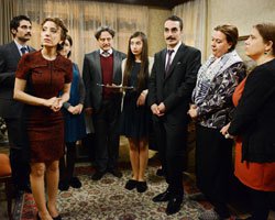 Fatih Harbiye... NERİMAN VE ŞİNASİ`Yİ BİRLİKTE GÖREN MACİT, KISKANÇLIK KRİZİNE GİRER!