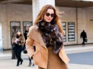 Ece Sükan... GÖZLÜK MARKASININ YENİ YÜZÜ OLDU!...