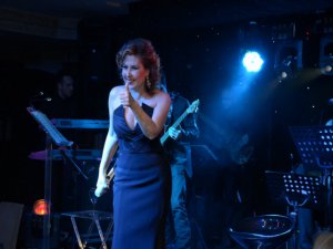 Nilüfer... `ANKARA`NIN BAĞLARI`NI REPERTUARINA NİYE ALDIĞINI  AÇIKLADI !