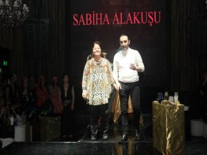 `Fashion Tv`designer`... SABİHA ALAKAŞU OSMANLI DEFİLESİ!...