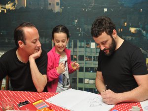 Erdil Yaşaroğlu....GUİNNESS REKORLU KARİKATÜRİST `ARKADAŞIM HOŞGELDİN`DE!