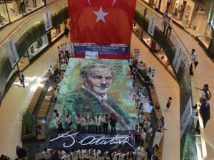 DÜNYANIN TUVALE YAPILMIŞ EN BÜYÜK PORTRESİ GAZİANTEP`TE!...