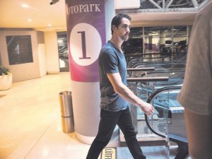 Derya Büyükuncu... SURVİVOR ÖDÜL POLEMİĞİNDEN SONRA İLK DEFA ORTAYA ÇIKTI!...