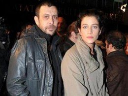 Berrak Tüzünataç-Nejat İşler... EVLİLİK HAYAL Mİ?