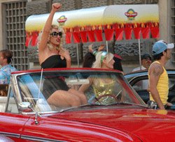 Dilek Pınar'la... TÜNEL'DE "RANDEVU"