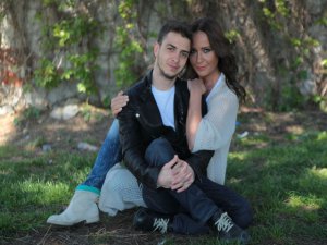 Tatyana Tsvikeviç -Barış Küçüçgüler... `ANASI İLE OĞLUŞU ` OYUNUNDA BULUŞTULAR