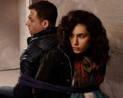 Güneşi Beklerken... KEREM VE ZEYNEP KAÇIRILIYOR!