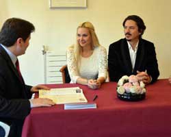 Gökçe... PARİS`TE SÜRPRİZ NİKAH!