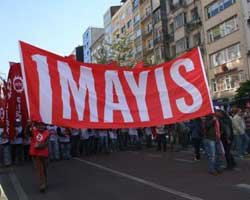 ÜNLÜLERİN 1 MAYIS MESAJLARI!