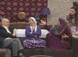 Analı Oğullu... AĞIR KONUKLAR!