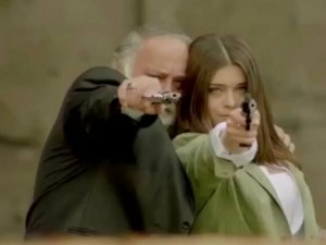 Öykü Çelik... ŞİŞELERİ DEVİRDİ!