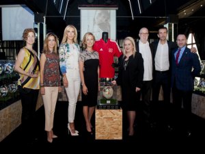 Rüştü Reçber... BİR SOSYAL SORUMLULUK PROJESİNE KATKI DA YILDIZ FUTBOLCUDAN !..