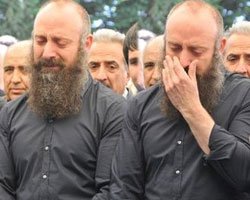 Halit Ergenç... ANNESİNİ SONSUZLUĞA UĞURLADI!