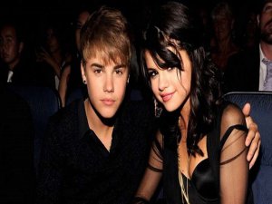 Selena Gomez... JUSTİN BİEBER`IN BEBEĞİNİ Mİ DÜŞÜRDÜ?..