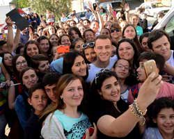 Güneşi Beklerken... SET GÖLYAZI`YA TAŞINDI!