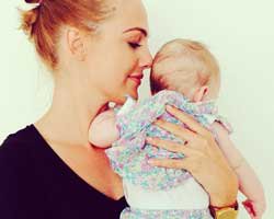 Meryem Uzerli... `AŞKIN KOKUSU`NU ALDI!