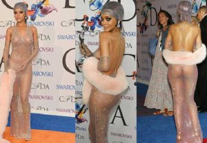 Rihanna... HEM TRANSPARAN, HEM SWAROVSKİ!