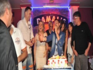 Çağdaş... YENİ ALBÜMÜ İLE `FREKANS` I YAKALADI !..