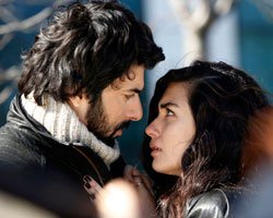 `Kara Para Aşk`... AŞK KOKAN TANITIM!