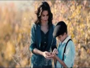 `Göl Zamanı`... SIRA DIŞI AŞKIN HİKAYESİ, CUMA GÜNÜ VİZYONDA !..